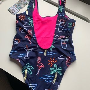Chubbies brand new swim suit size small